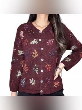 Eagles Eye Vintage Green Wool Embroidered Sweater/ Cardigan size M